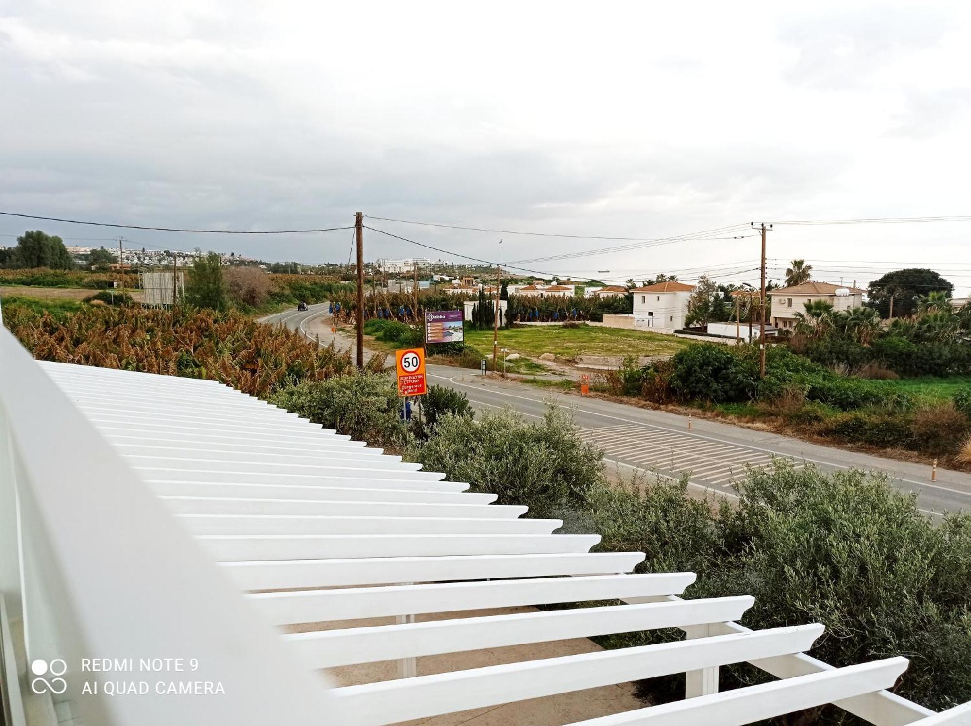 Blue Seaview Appartments Paphos Exterior foto