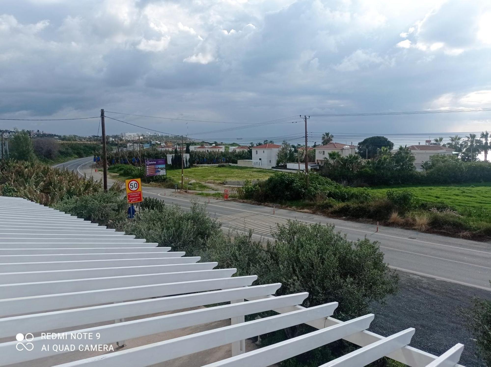 Blue Seaview Appartments Paphos Exterior foto